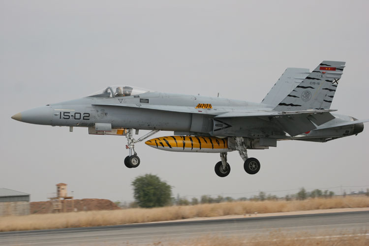 C.15-15 15-02 Ala 15 EF-18A