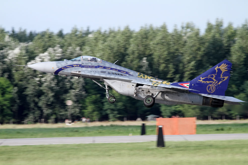 11 MiG-29 Hungary